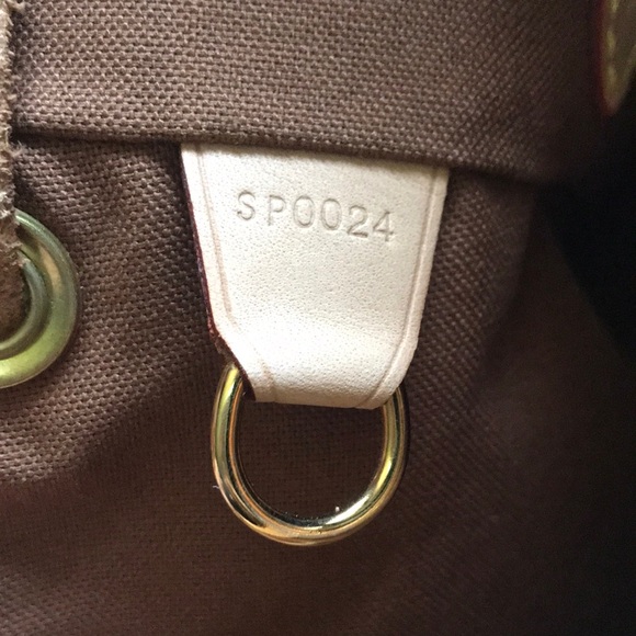 💎DISCONTINUED Montsouris backpack LOUIS VUITTON W/ RECEIPT - Picture 11 of 12